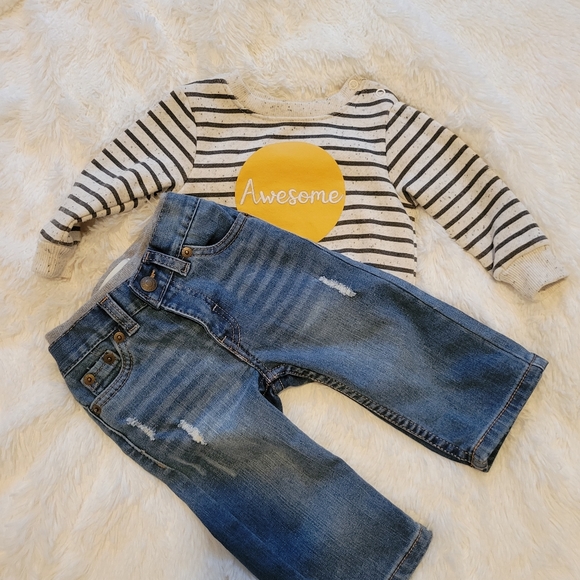 BUNDLE!!! Awesome Crewneck with Levi Jeans - Picture 1 of 5